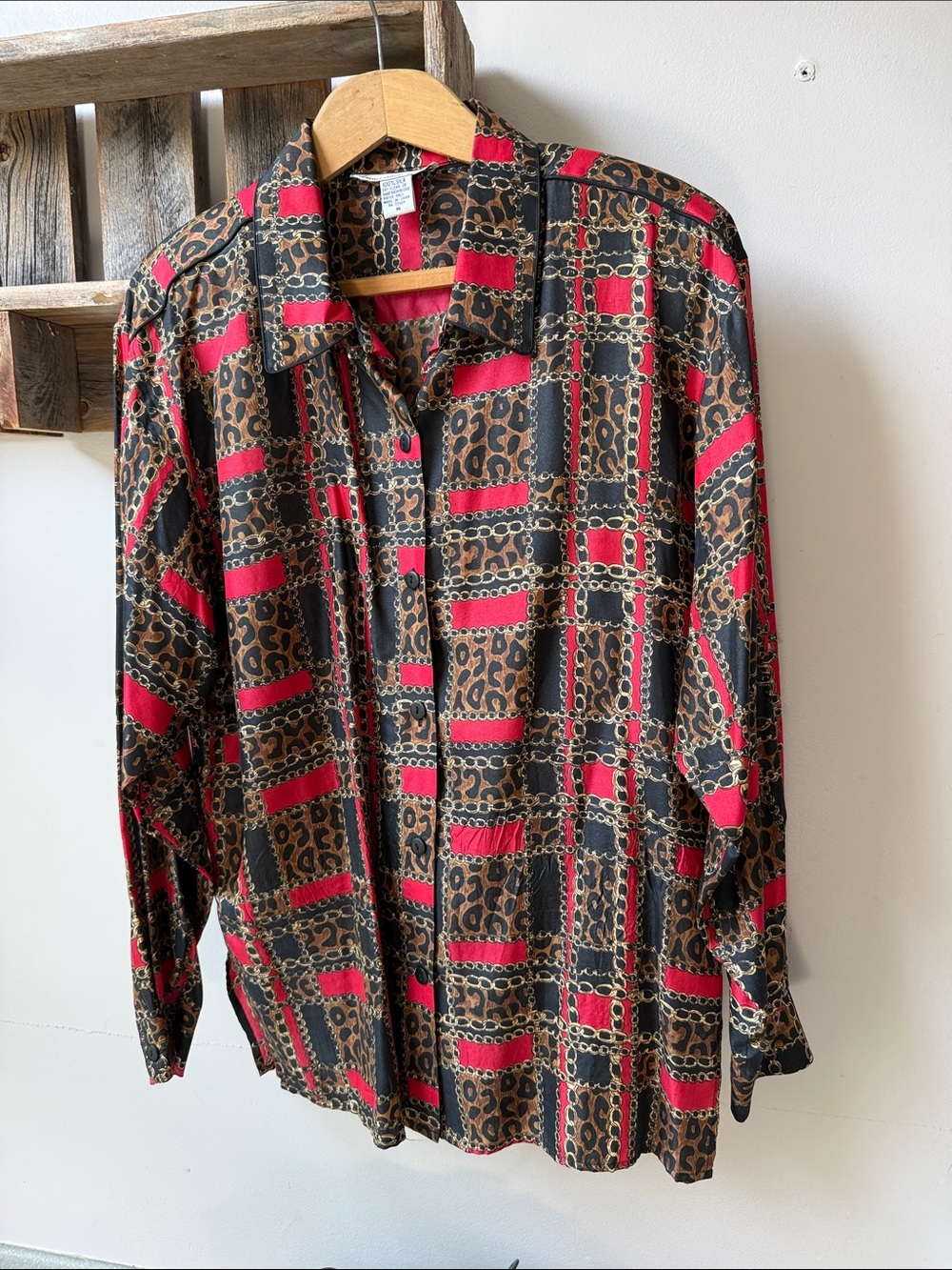 Anna And Frank Silk Blouse with Animal Print and Chain Design Women’s Medium
